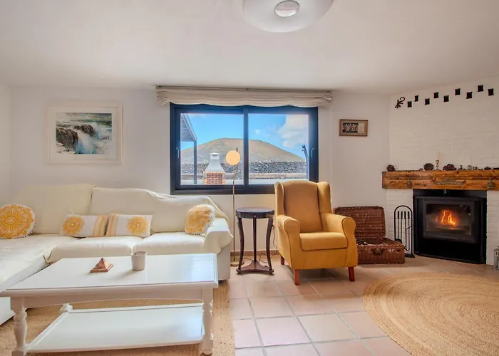 Casa Mar De Lava -escapada Activa En Masdache, Corazon De Lanzarote *